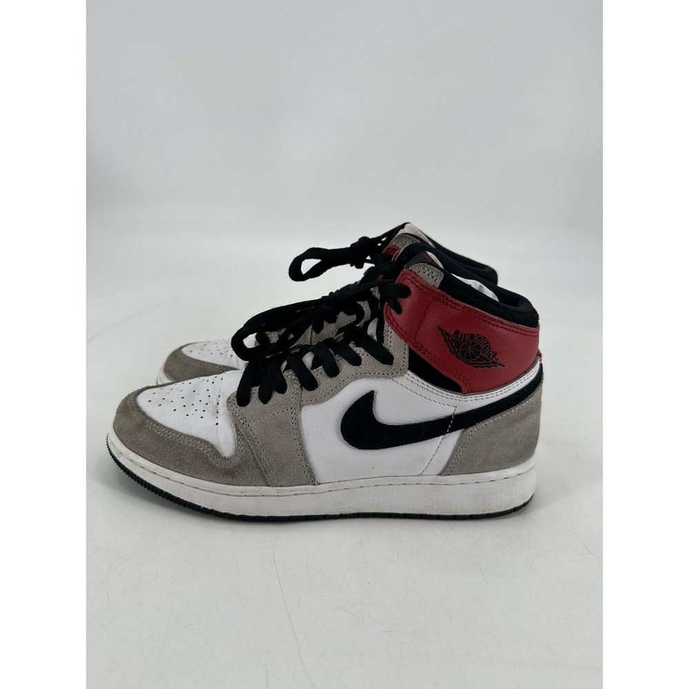 Nike Air Jordan 1 Retro OG Light Smoke Grey GS Size 6.5Y 575441-126 YOUTH